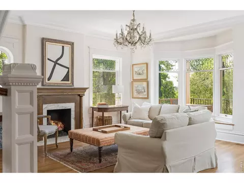 Living - 745 Highland Ave, Boulder, CO 80302 photo 2 of 6