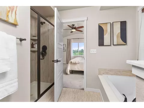 Bath - 2905 68th Ave, Greeley, CO 80634 photo 4 of 6