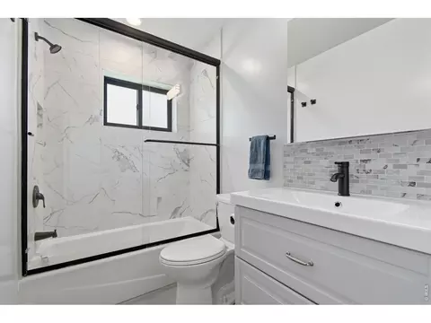 Bath - 2910 19th St, Boulder, CO 80304 photo 3 of 3