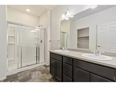 Bath - 1983 Floret Dr, Windsor, CO 80550 photo 1 of 2
