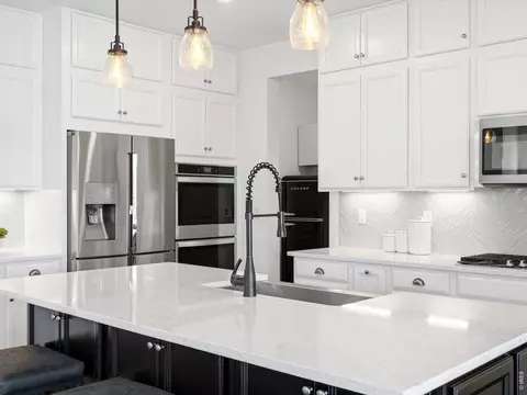 Kitchen - 12850 Crane River Dr, Longmont, CO 80504 photo 2 of 3
