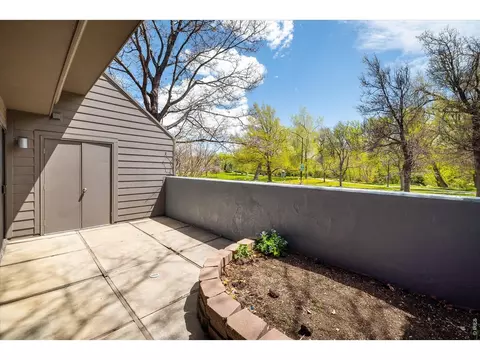 Exterior - 836 Walnut St #B, Boulder, CO 80302 photo 3 of 5