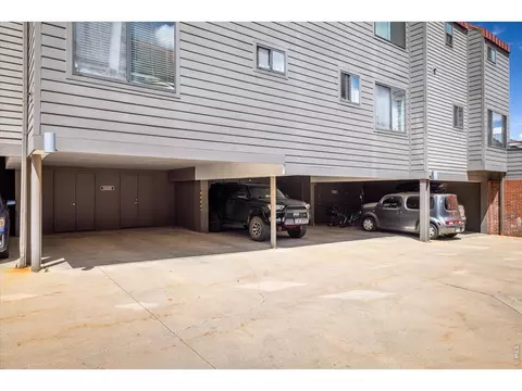 Exterior - 836 Walnut St #B, Boulder, CO 80302 photo 4 of 5