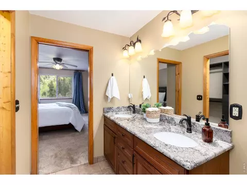 Bath - 9701 City View Dr, Morrison, CO 80465 photo 1 of 4