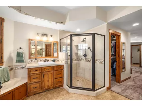 Bath - 6854 Pumpkin Ridge Dr, Windsor, CO 80550 photo 1 of 4