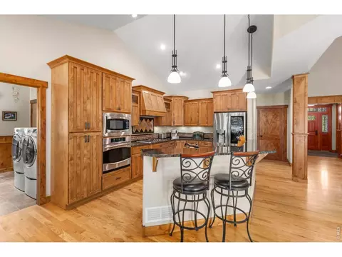 Kitchen - 6854 Pumpkin Ridge Dr, Windsor, CO 80550 photo 5 of 6