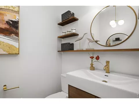 Bath - 1254 Lee Hill Dr, Boulder, CO 80302 photo 4 of 4