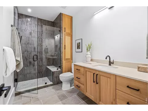 Bath - 1918 Pine St, Boulder, CO 80302 photo 4 of 4