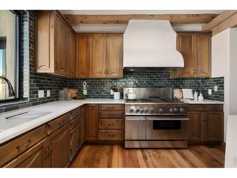Kitchen - 6877 Marshall Dr, Boulder, CO 80303 photo 3 of 4