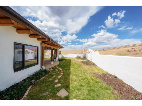 Exterior - 6877 Marshall Dr, Boulder, CO 80303 photo 6 of 10