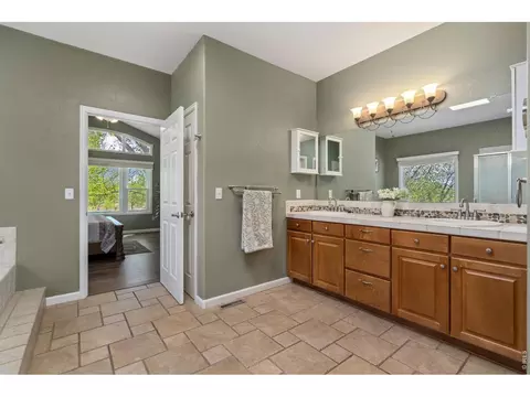 Bath - 1901 Reflection Pl, Windsor, CO 80550 photo 2 of 6