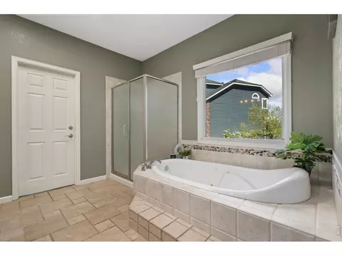 Bath - 1901 Reflection Pl, Windsor, CO 80550 photo 1 of 6