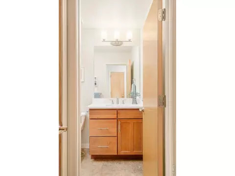 Bath - 4121 Lonetree Ct, Boulder, CO 80301 photo 7 of 8