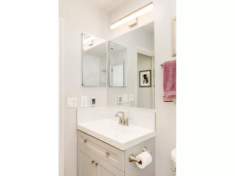 Bath - 4121 Lonetree Ct, Boulder, CO 80301 photo 3 of 8