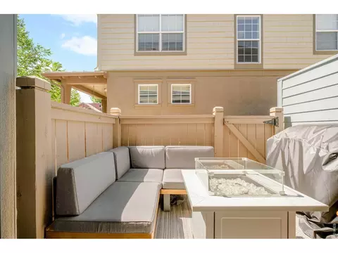 Exterior - 4121 Lonetree Ct, Boulder, CO 80301 photo 3 of 8
