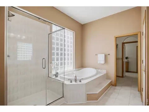 Bath - 535 Lakeside Pl, Windsor, CO 80550 photo 1 of 4