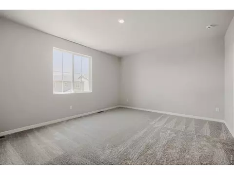 Bedroom - 233 Sugar Beet Ln, Berthoud, CO 80513 photo 6 of 6