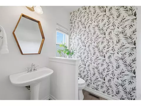 Bath - 1126 Crescent Dr, Windsor, CO 80550 photo 1 of 5
