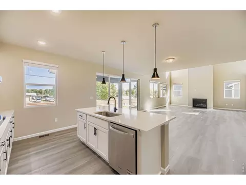 Kitchen - 330 Rustic Barn Ln, Berthoud, CO 80513 photo 6 of 6