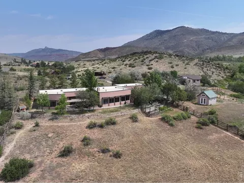 6610 Tamarax Ct, Loveland, CO 80538