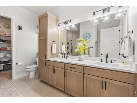 Bath - 1724 Barefoot Dr, Windsor, CO 80550 photo 3 of 6