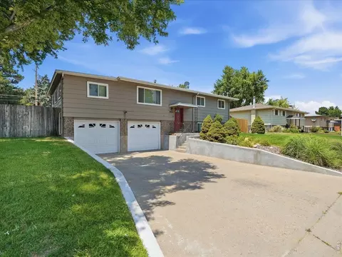 Exterior - 2631 49th Ave Ct, Greeley, CO 80634 photo 2 of 15