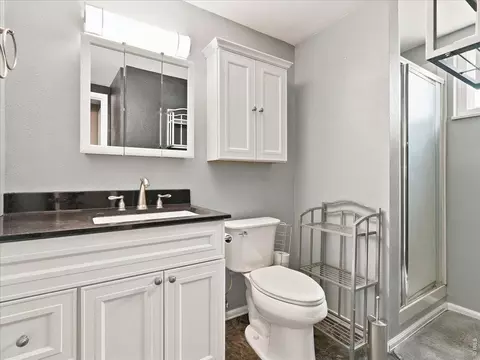 Bath - 2631 49th Ave Ct, Greeley, CO 80634 photo 2 of 2