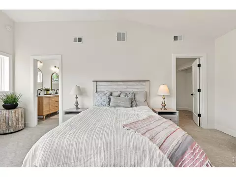 Bedroom - 1475 Oak Pl, Boulder, CO 80304 photo 4 of 8