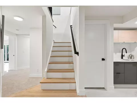 Entry Way - 1475 Oak Pl, Boulder, CO 80304 photo 4 of 4