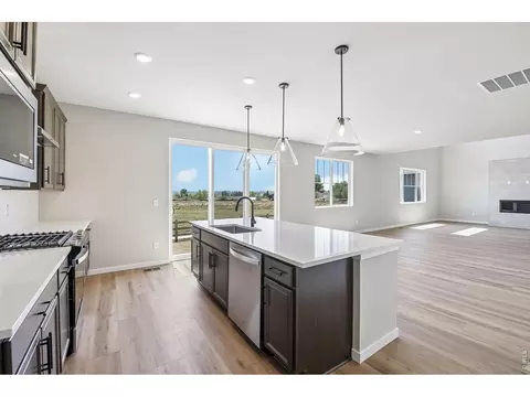Kitchen - 364 Rustic Barn Ln, Berthoud, CO 80513 photo 6 of 6