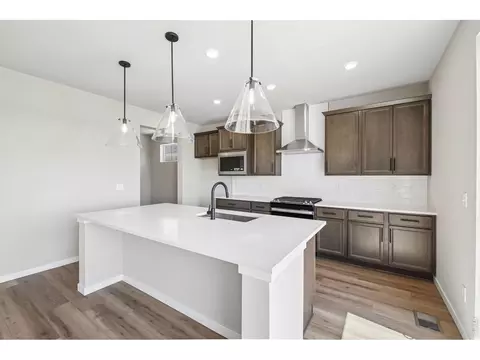 Kitchen - 364 Rustic Barn Ln, Berthoud, CO 80513 photo 4 of 6