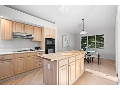 Kitchen - 7305 Windsor Dr, Boulder, CO 80301 photo 1 of 3