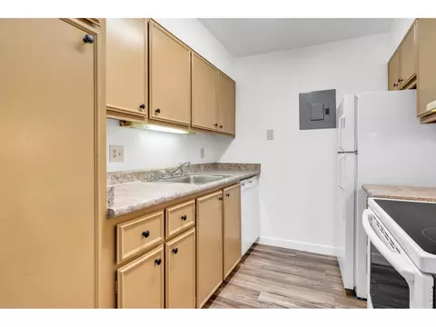 Kitchen - 2227 Canyon Blvd #B-262, Boulder, CO 80302 photo 1 of 3