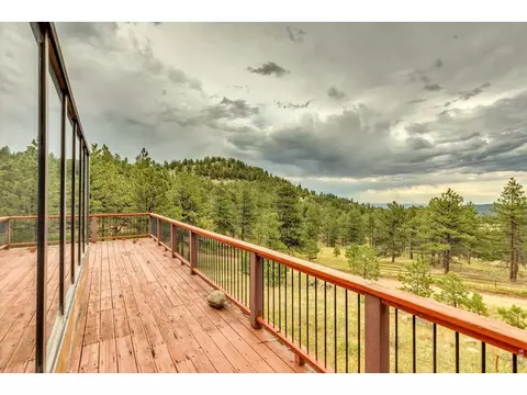 Exterior - 1197 Weaver Dr, Boulder, CO 80302 photo 3 of 8