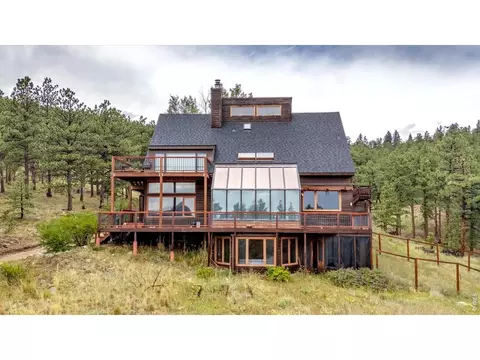 Exterior - 1197 Weaver Dr, Boulder, CO 80302 photo 2 of 8