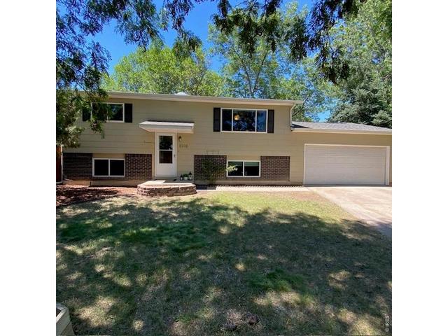 2212 Woodford Ct, Fort Collins, CO 80521