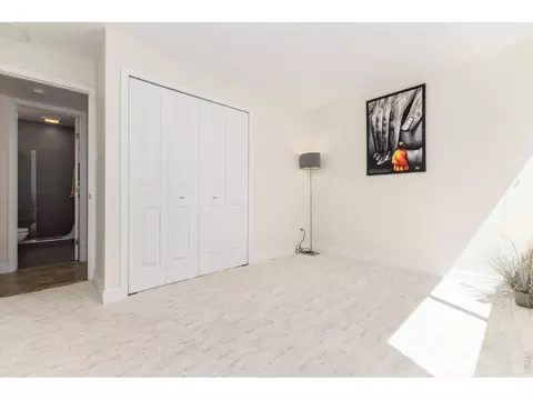 Bedroom - 1060 Lee Hill Dr, Boulder, CO 80302 photo 5 of 5