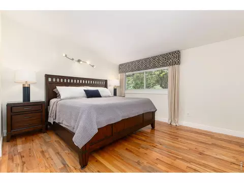 Bedroom - 1060 Lee Hill Dr, Boulder, CO 80302 photo 2 of 5