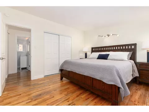 Bedroom - 1060 Lee Hill Dr, Boulder, CO 80302 photo 1 of 5