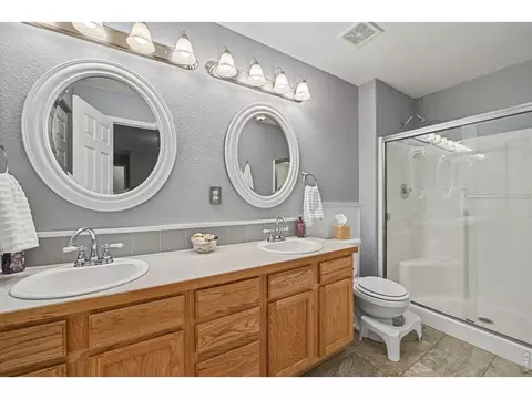 Bath - 1817 85th Ave Ct, Greeley, CO 80634 photo 1 of 2