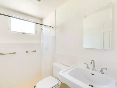 Bath - 3210 Endicott Dr, Boulder, CO 80305 photo 2 of 2