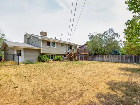Exterior - 3210 Endicott Dr, Boulder, CO 80305 photo 3 of 9