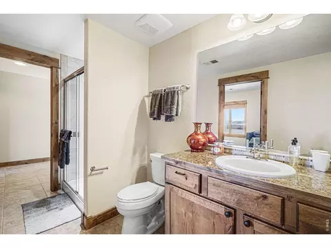 Bath - 39111 Hilltop Cir, Severance, CO 80610 photo 3 of 3