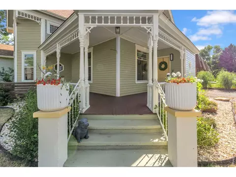Exterior - 405 Bimson Ave, Berthoud, CO 80513 photo 3 of 9