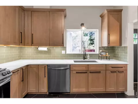 Kitchen - 405 Bimson Ave, Berthoud, CO 80513 photo 2 of 3