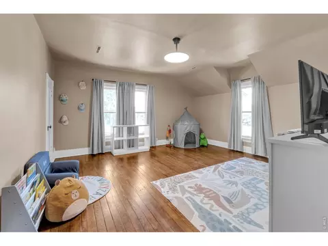Bedroom - 405 Bimson Ave, Berthoud, CO 80513 photo 4 of 5