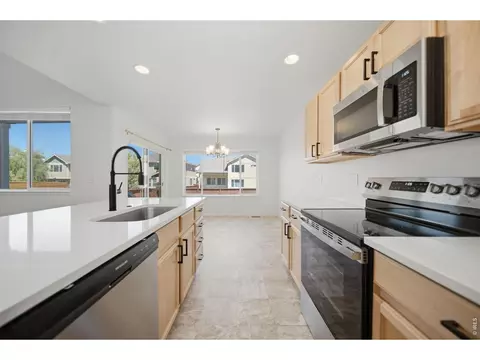 1812 Twilight Glow Dr, Windsor, CO 80550 photo 6