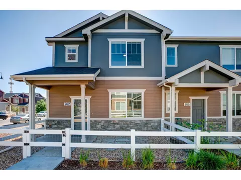 262 Cardinal St, Johnstown, CO 80534