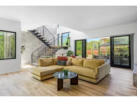 Living - 2885 Island Dr, Boulder, CO 80301 photo 2 of 4