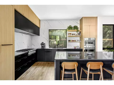 Kitchen - 2885 Island Dr, Boulder, CO 80301 photo 3 of 4